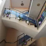 Cozy 2 Bedroom 10 Min Walk To Center Апартаменты